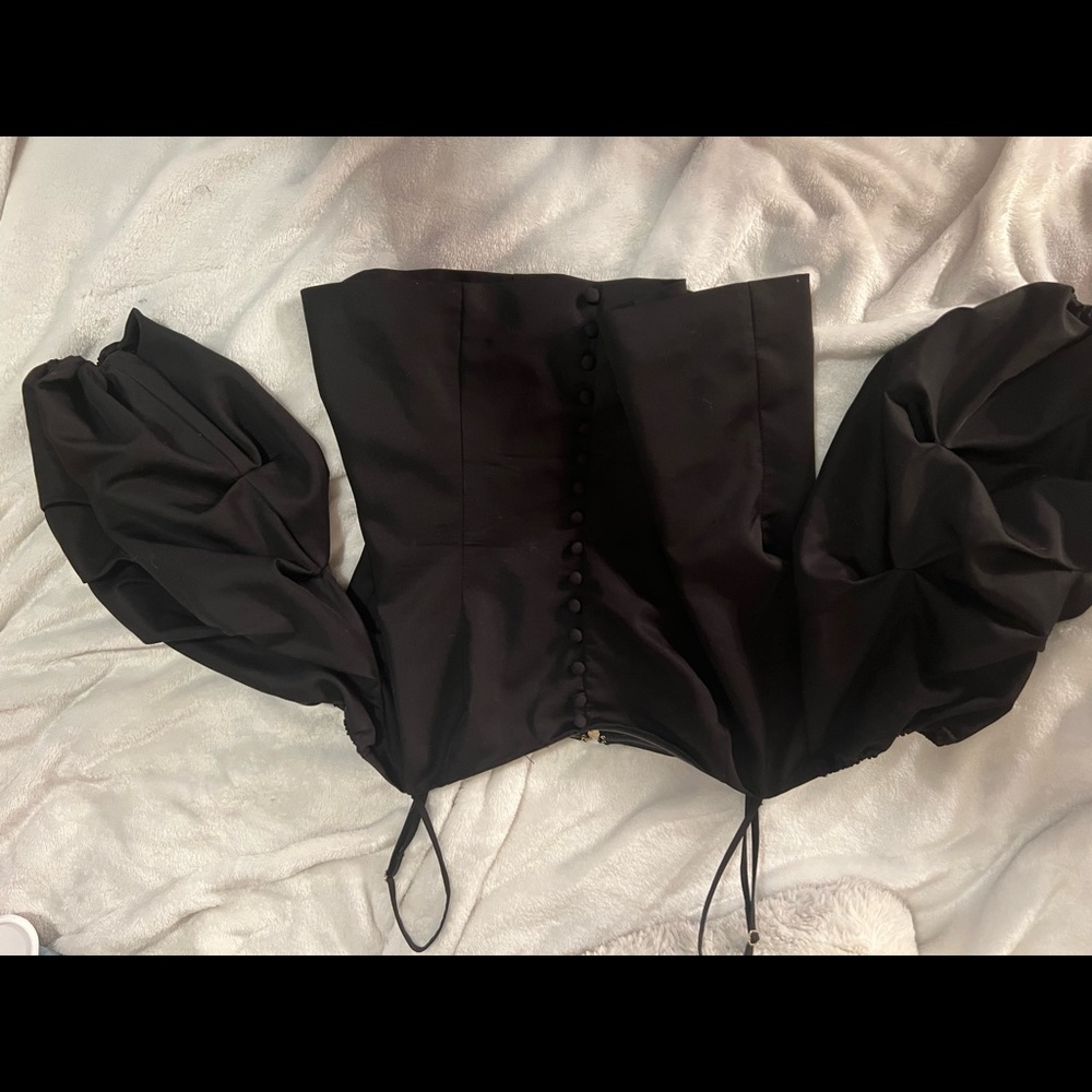 Black Marciano off the shoulder blouse